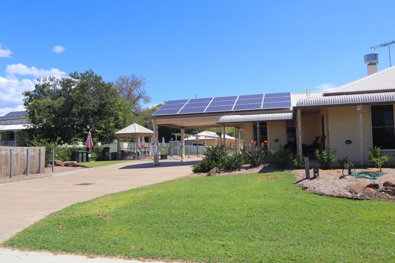 Country Roads Motor Inn Gayndah Екстер'єр фото