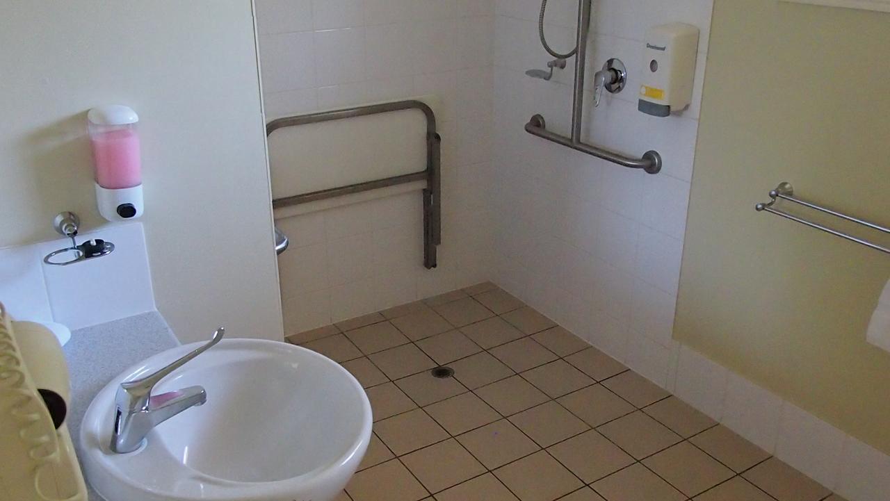 Country Roads Motor Inn Gayndah Екстер'єр фото
